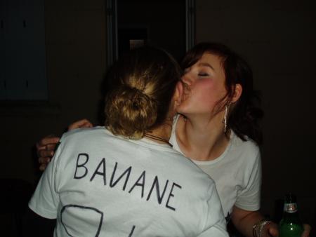 KéKéTtE + BaNaNe = LoVe